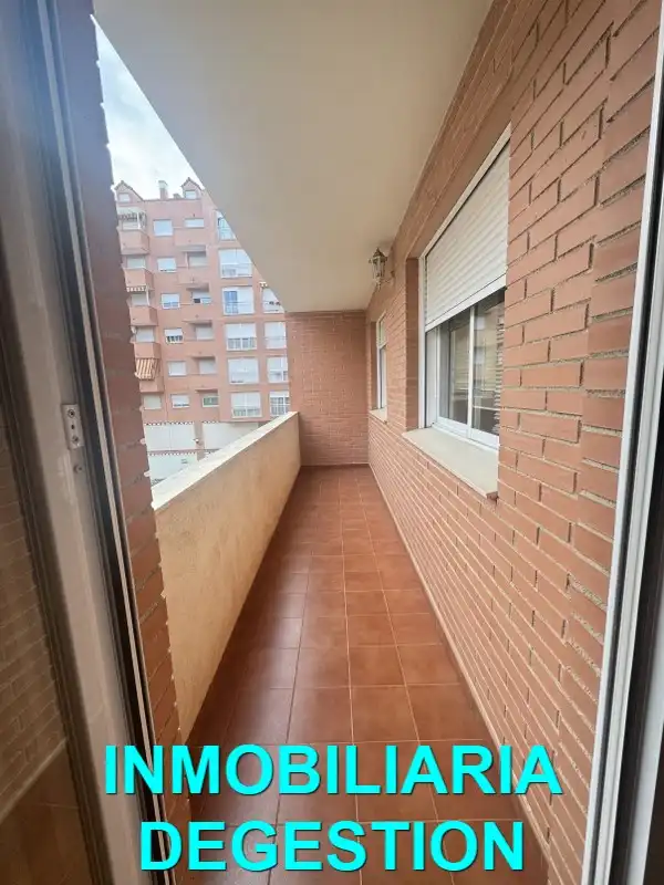 Piso en venta en Linares, Jaén