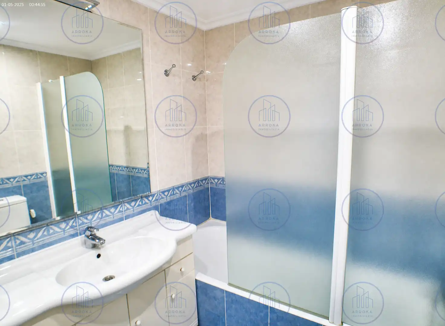 Baño de Casa adosada en venta en Donostia - San Sebastián  con Calefacción, Jardín privado y Terraza