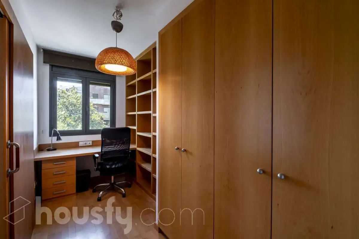 Bedroom of Flat for sale in Sant Cugat del Vallès  with Air Conditioner, Heating and Private garden