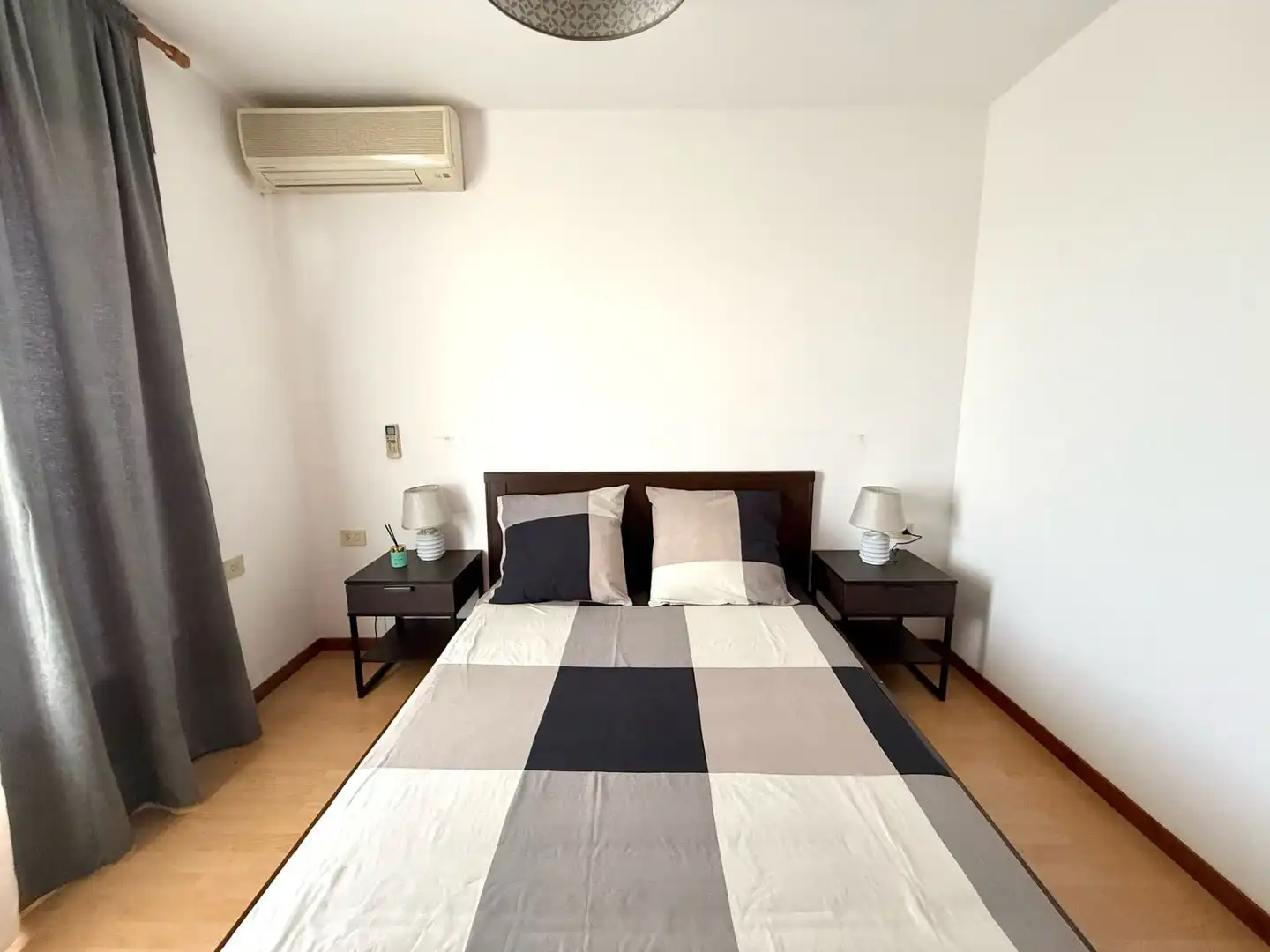 Dormitori de Casa adosada en venda en Empuriabrava amb Aire condicionat, Terrassa i Traster