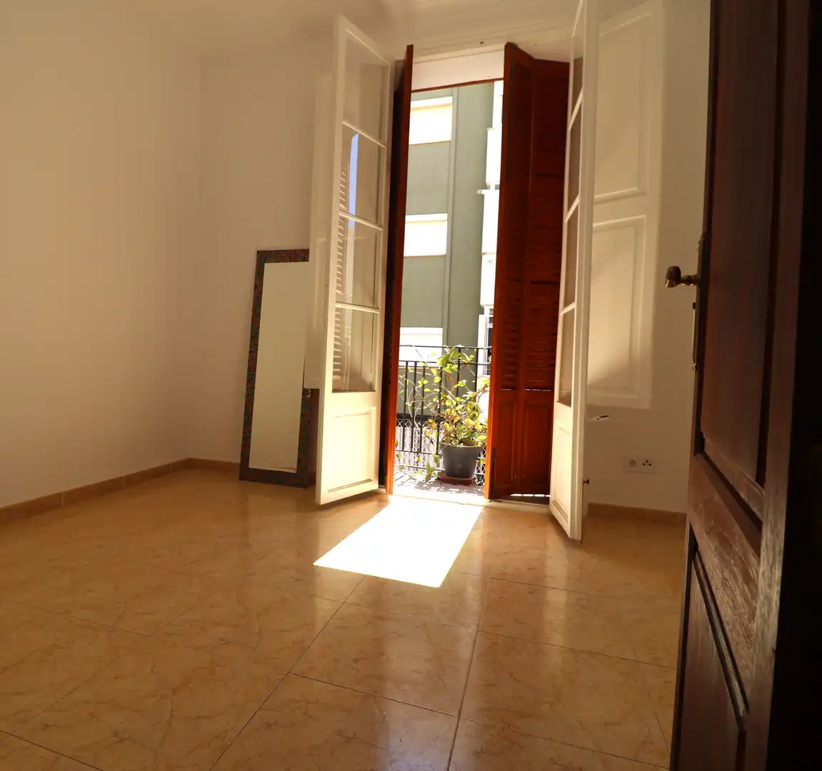 Schlafzimmer von Dachboden zum Verkauf in  Palma de Mallorca mit Klimaanlage, Terrasse und Ofen