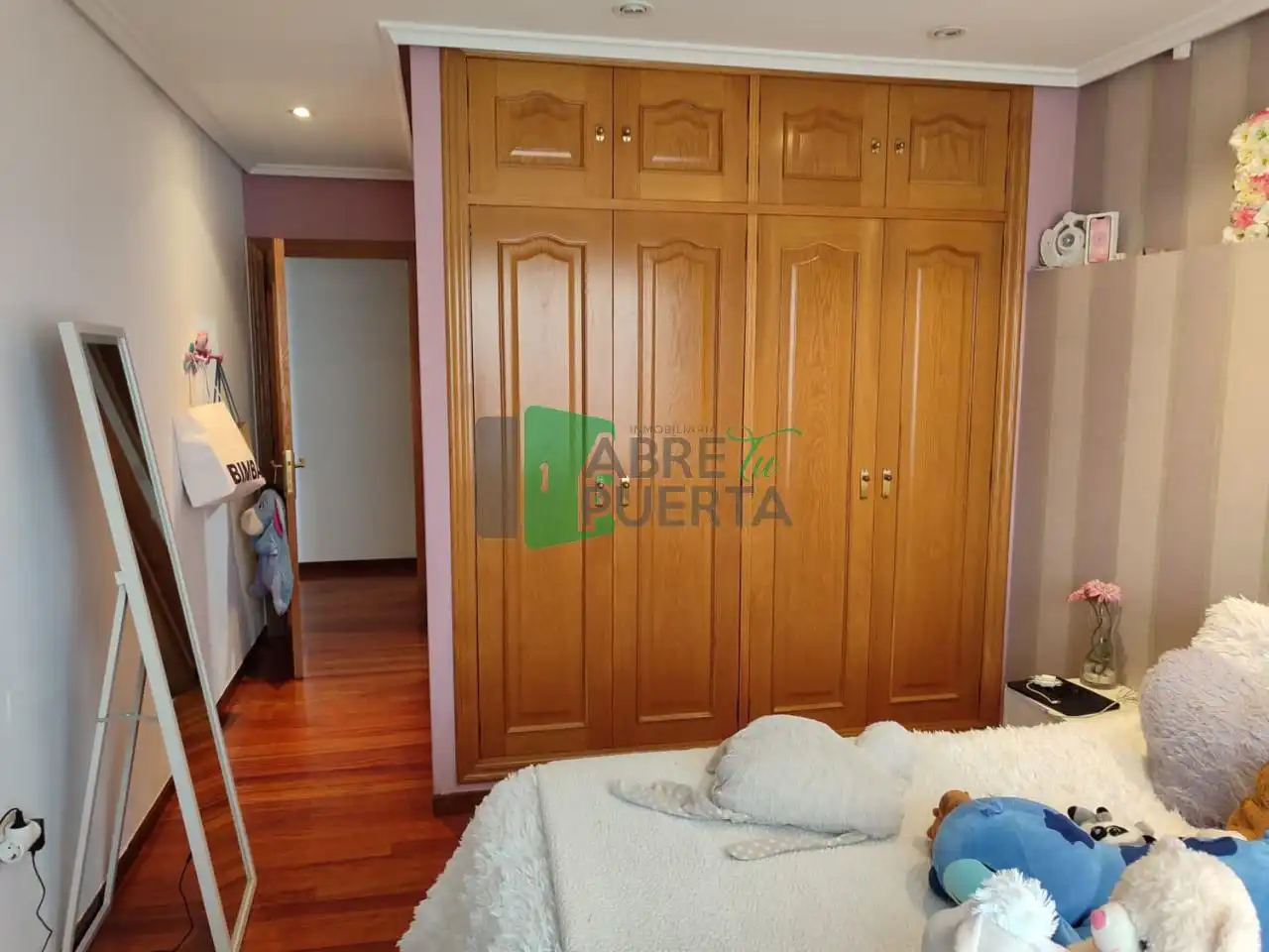 Bedroom of Duplexes for sale in Ourense Capital   with Heating, Parquet flooring and Storage room