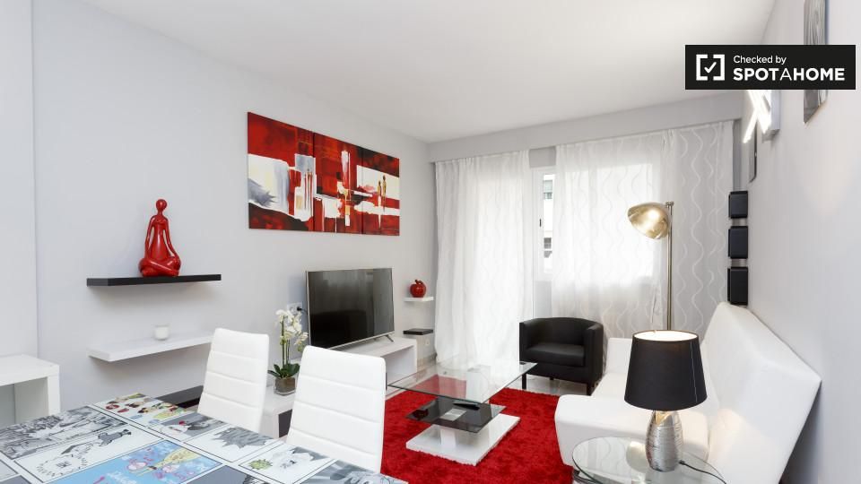 Living room of Flat to rent in  Madrid Capital  with Air Conditioner, Heating and Furnished