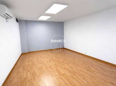Local comercial en venda a calle de Joaquim Rubió i Ors