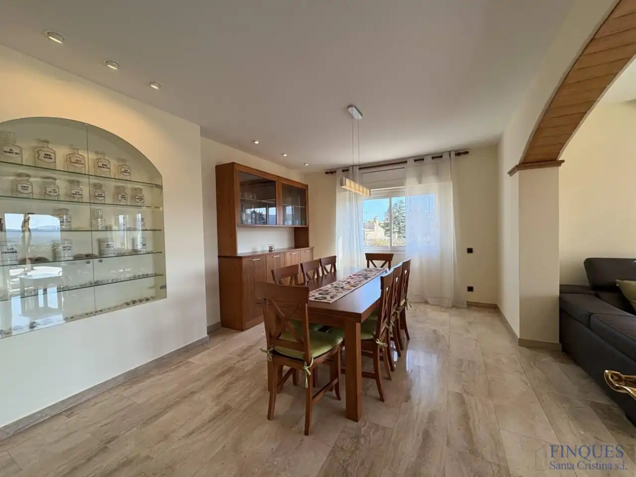 Comedor de Casa o chalet en venta en Santa Cristina d'Aro con Aire acondicionado, Calefacción y Jardín privado