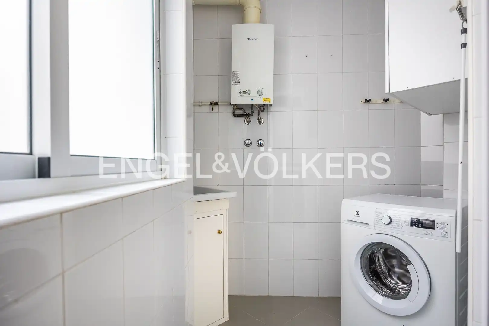 Cocina de Piso de alquiler en Sevilla con Aire acondicionado, Calefacción y Piscina