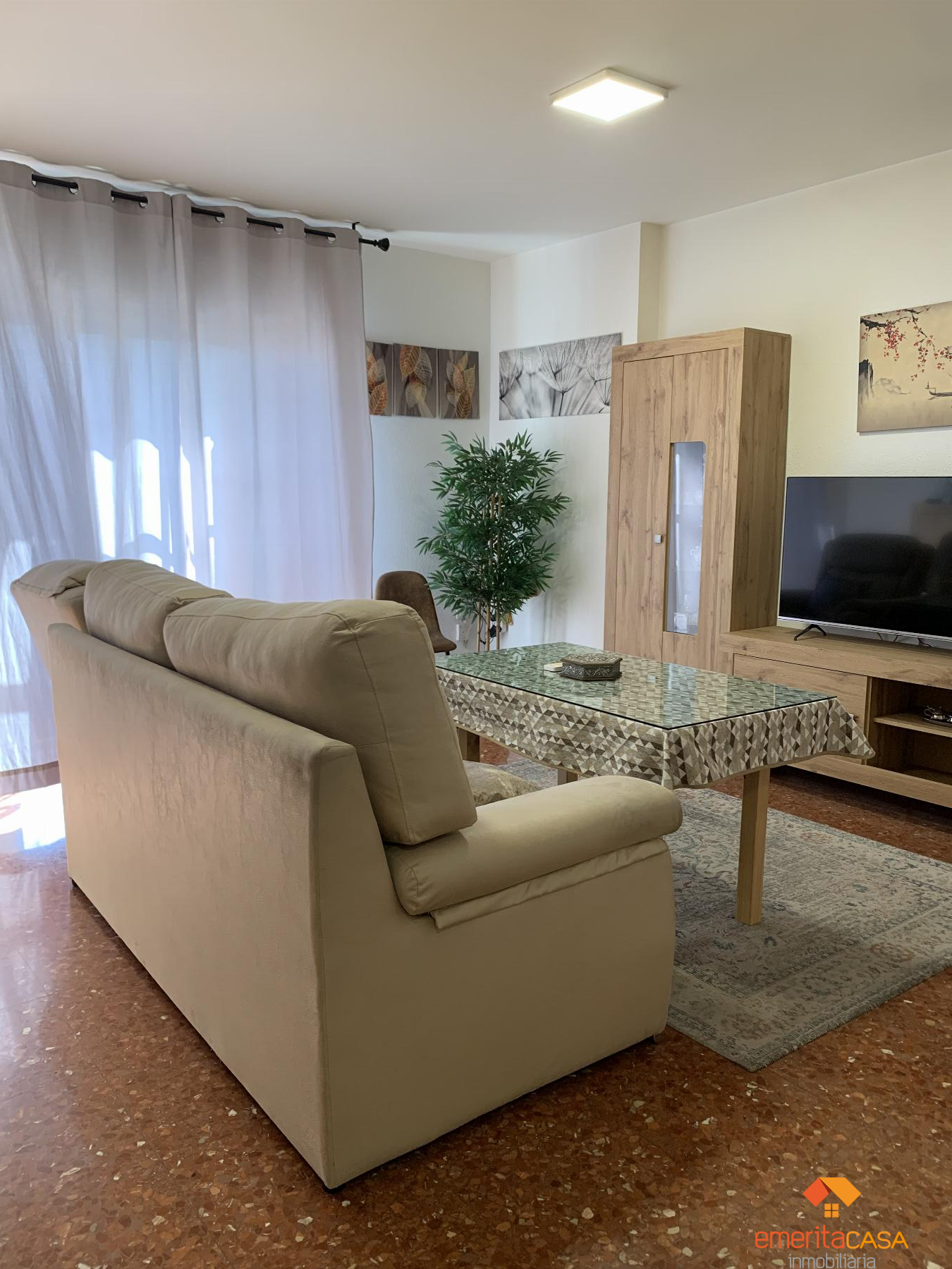 Living room of Flat for sale in Almendralejo  with Furnished and Balcony