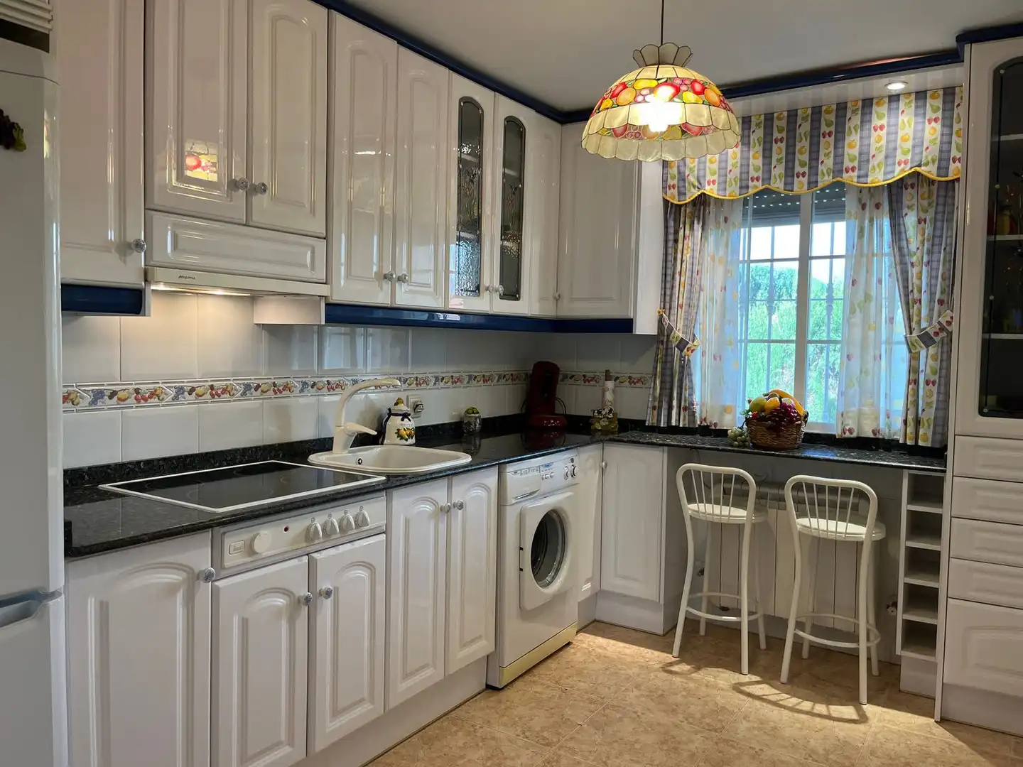 Cocina de Casa adosada en venta en Ciudad Real con Aire acondicionado, Calefacción y Terraza