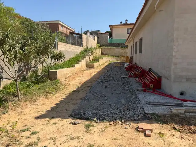 Casa o xalet en venda en Sils amb Calefacció, Jardí privat i Piscina
