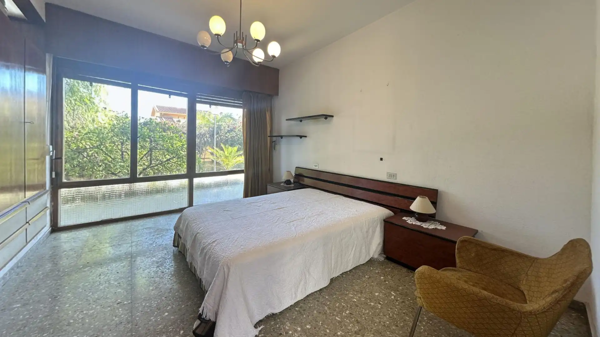 Dormitori de Casa o xalet en venda en Alicante / Alacant amb Jardí privat, Terrassa i Piscina