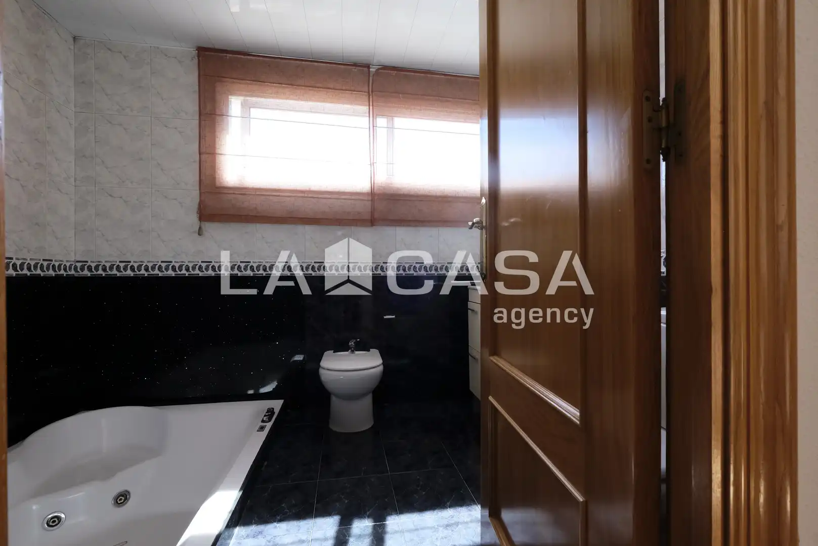 Baño de Casa o chalet en venta en Barcelona con Terraza y Trastero