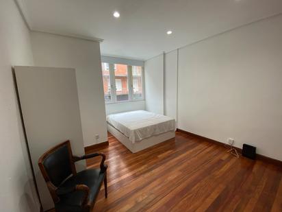 Bedroom of Flat for sale in Bilbao   with Air Conditioner