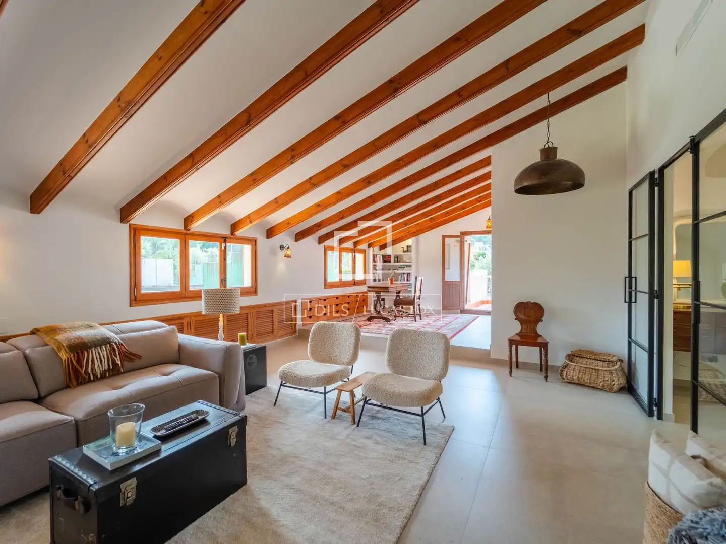 Sala d'estar de Casa o xalet de lloguer en Náquera amb Aire condicionat, Calefacció i Jardí privat