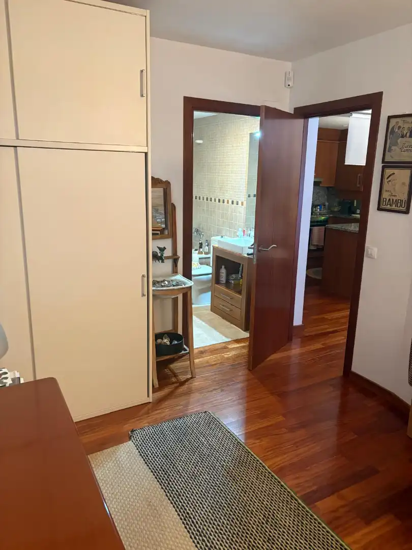 Dormitori de Pis en venda en Camprodon amb Calefacció, Parquet i Moblat