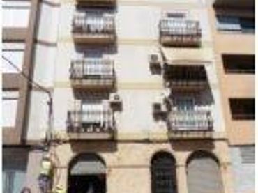 Appartamento con balcone in vendita a Úbeda