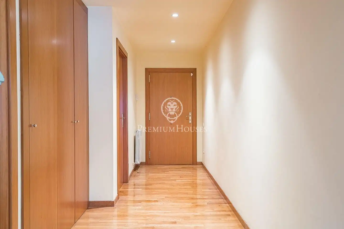 Flat for sale in Esplugues de Llobregat  with Air Conditioner, Heating and Private garden