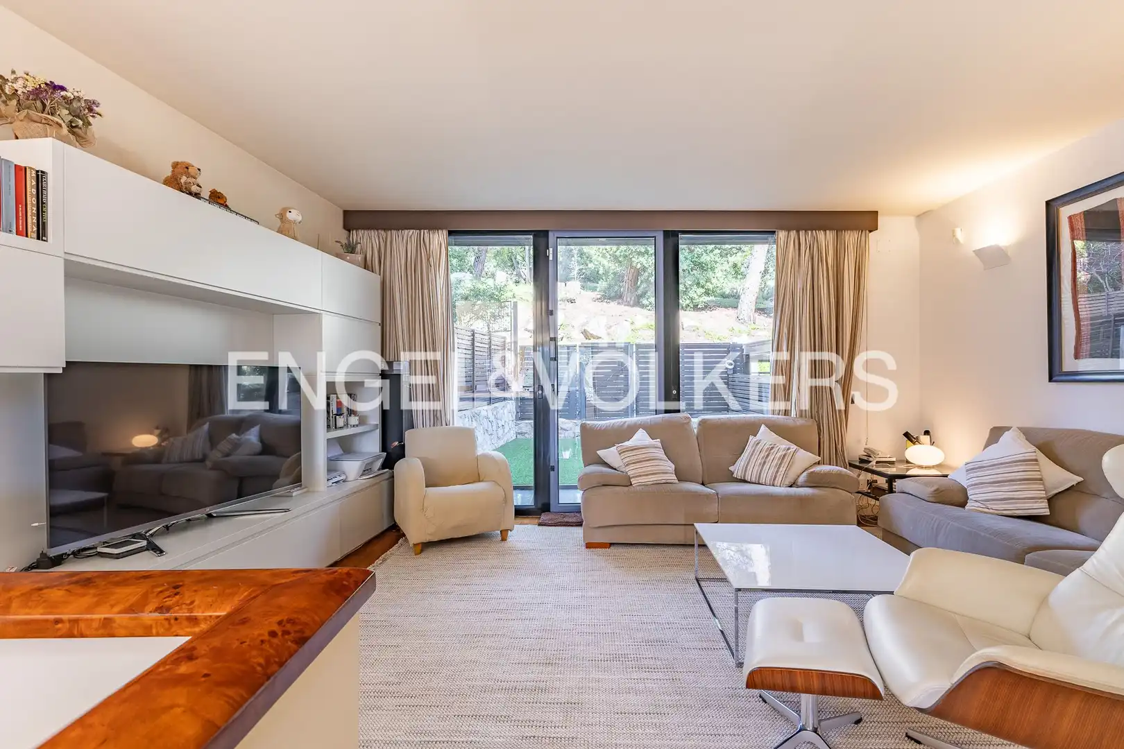 Sala de estar de Casa o chalet en venta en Barcelona con Aire acondicionado, Calefacción y Jardín privado
