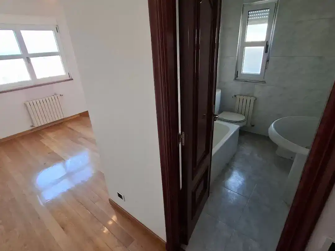 Bany de Pis en venda en Lugo amb Jardí privat, Parquet i Traster
