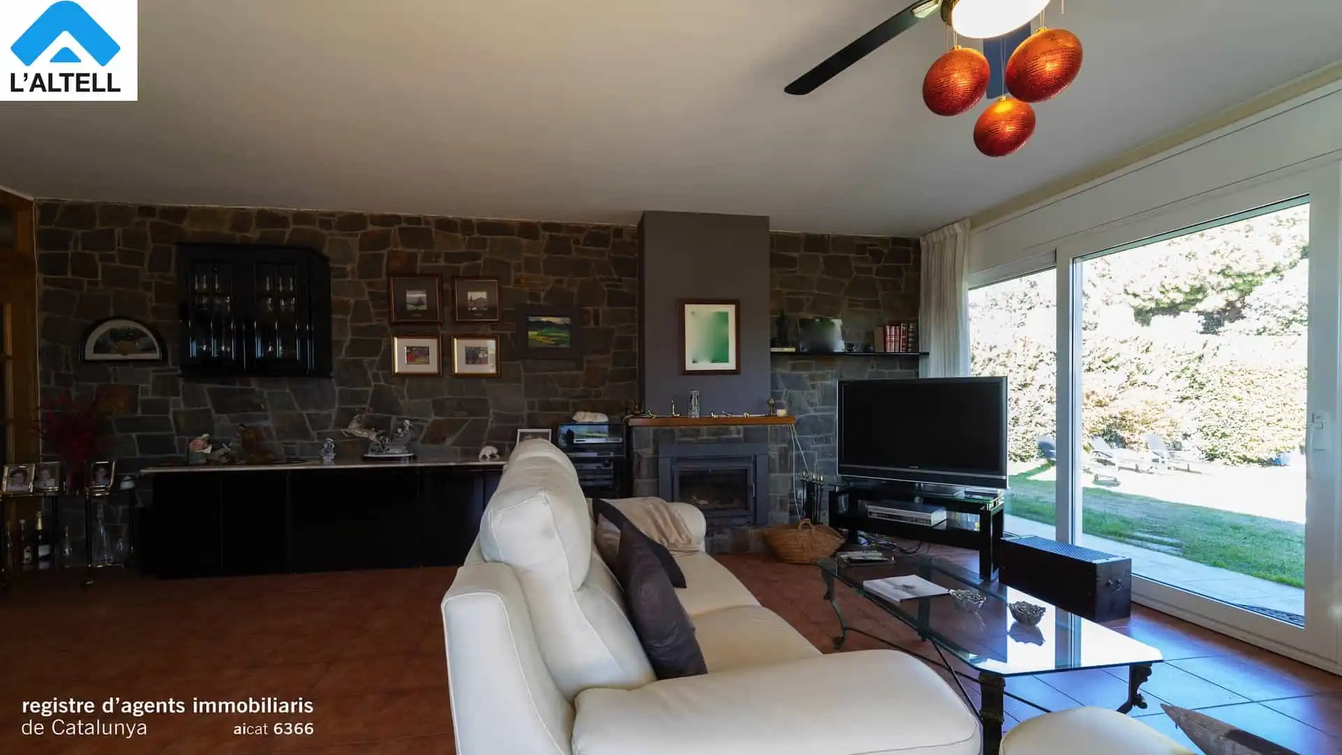 Wohnzimmer von Haus oder Chalet zum Verkauf in L'Ametlla del Vallès mit Klimaanlage, Heizung und Privatgarten