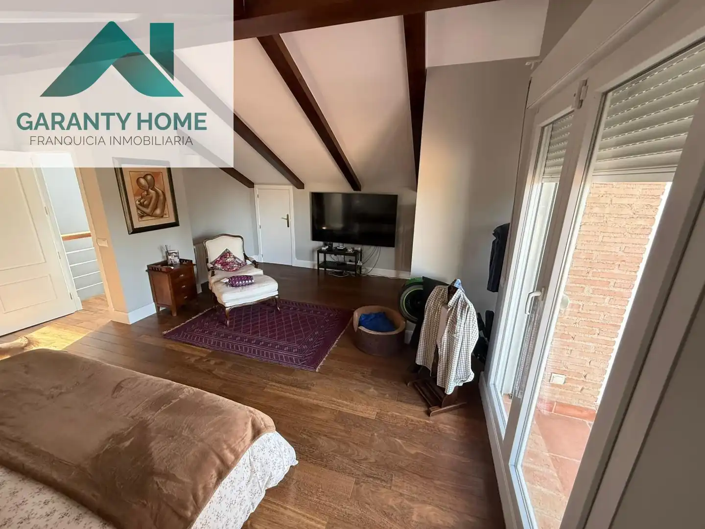 Sala de estar de Casa adosada en venta en Layos con Aire acondicionado, Calefacción y Jardín privado