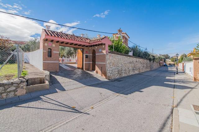 Casa-chalet en Venta en Ogíjares