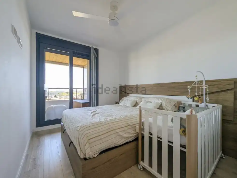 Habitación de Piso en venta en Valencia con Balcón