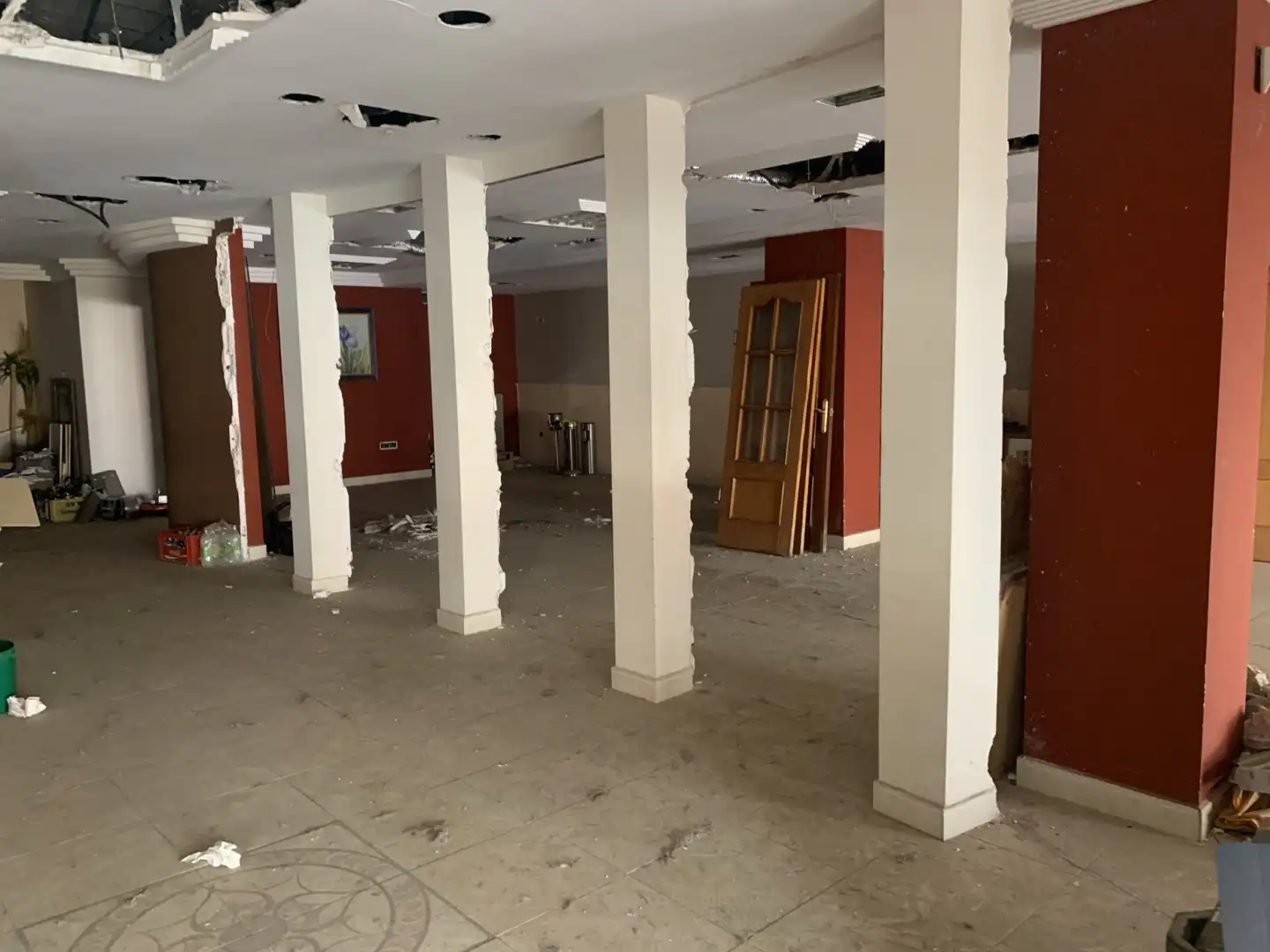 Locale commerciale in vendita a Calle Flores de Lemus, imagen 7