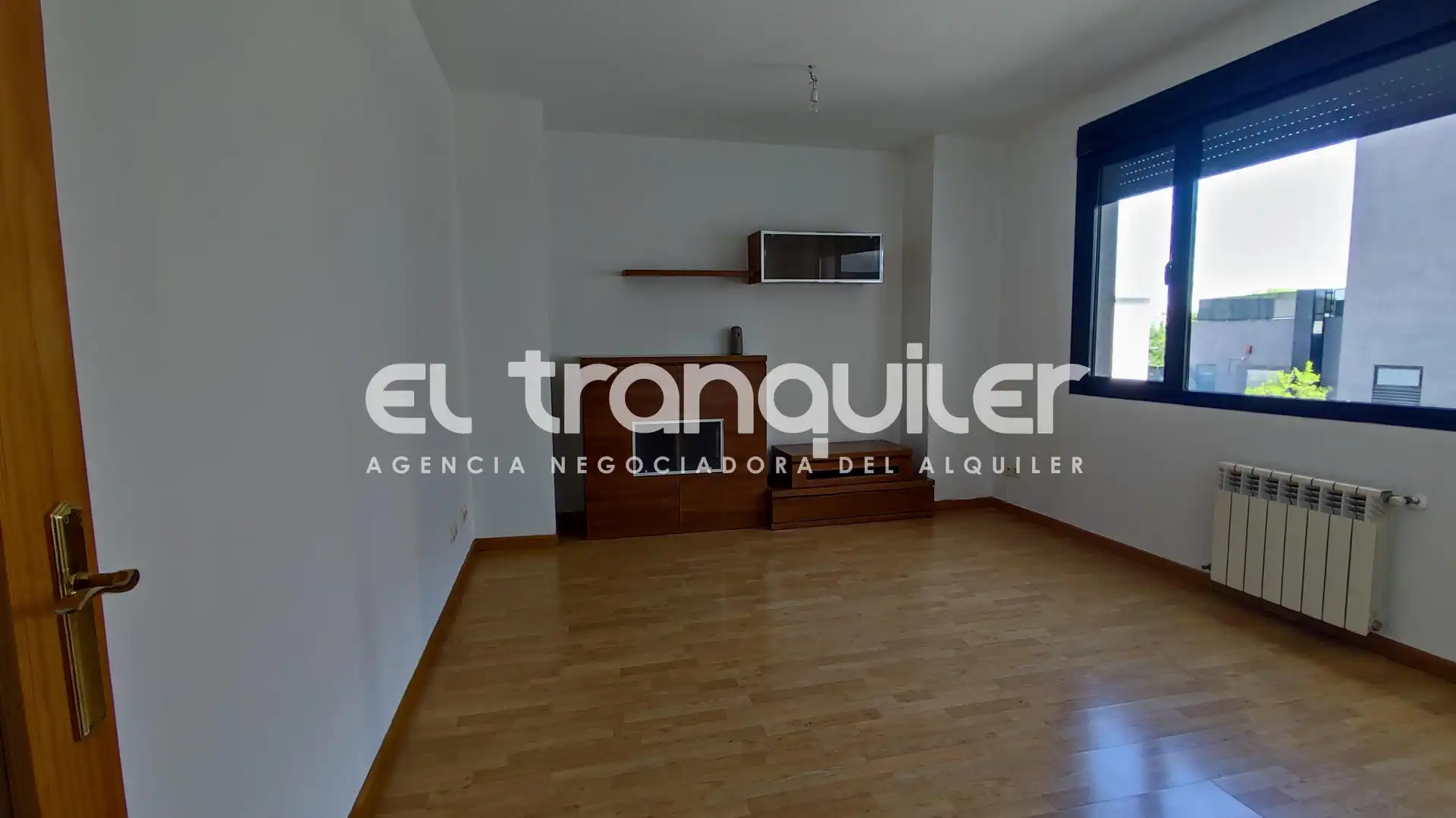 Flat for rent in Calle Tubas, Cuatro vientos