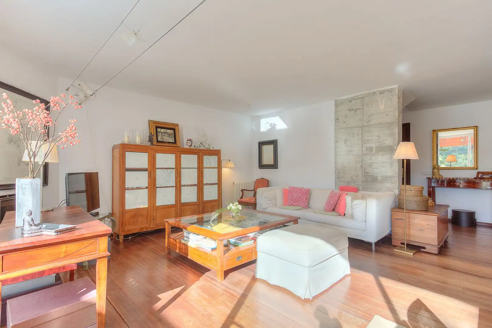 Sala d'estar de Casa adosada en venda en Santa Eulària des Riu amb Aire condicionat, Calefacció i Jardí privat