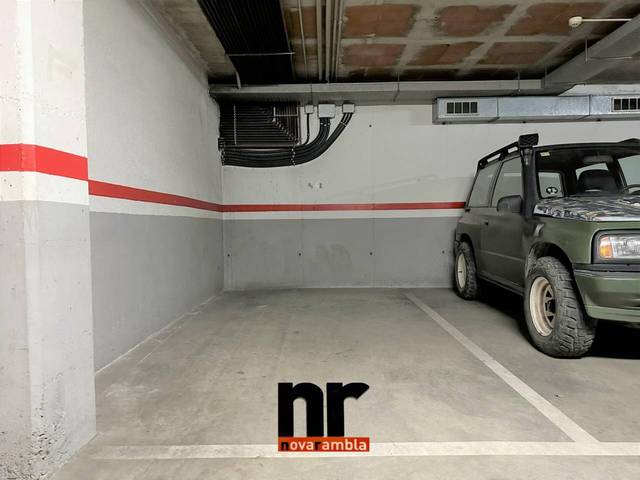 Garaje en Alquiler en Calle Pizarro en Can Clos - Pinetons