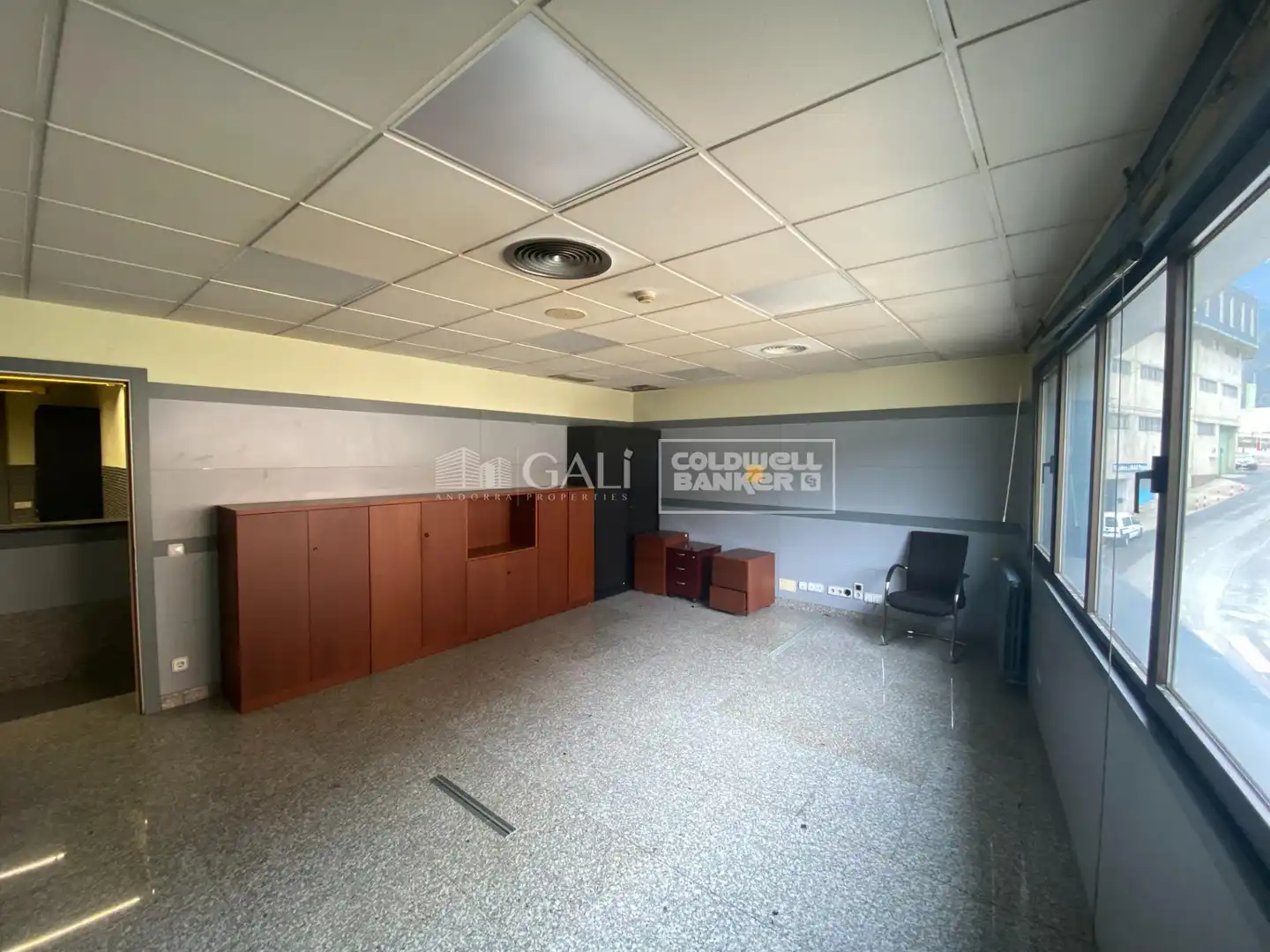 Büro zur Miete in Carretera de la Comella 33-35, imagen 15