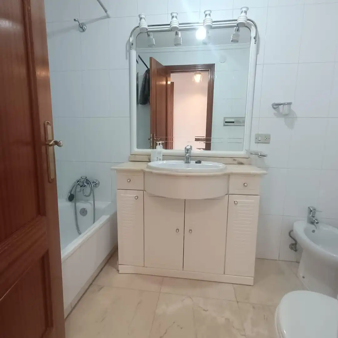 Bathroom of Flat for rent in Lugo  with Heating, Furnished and Balcony