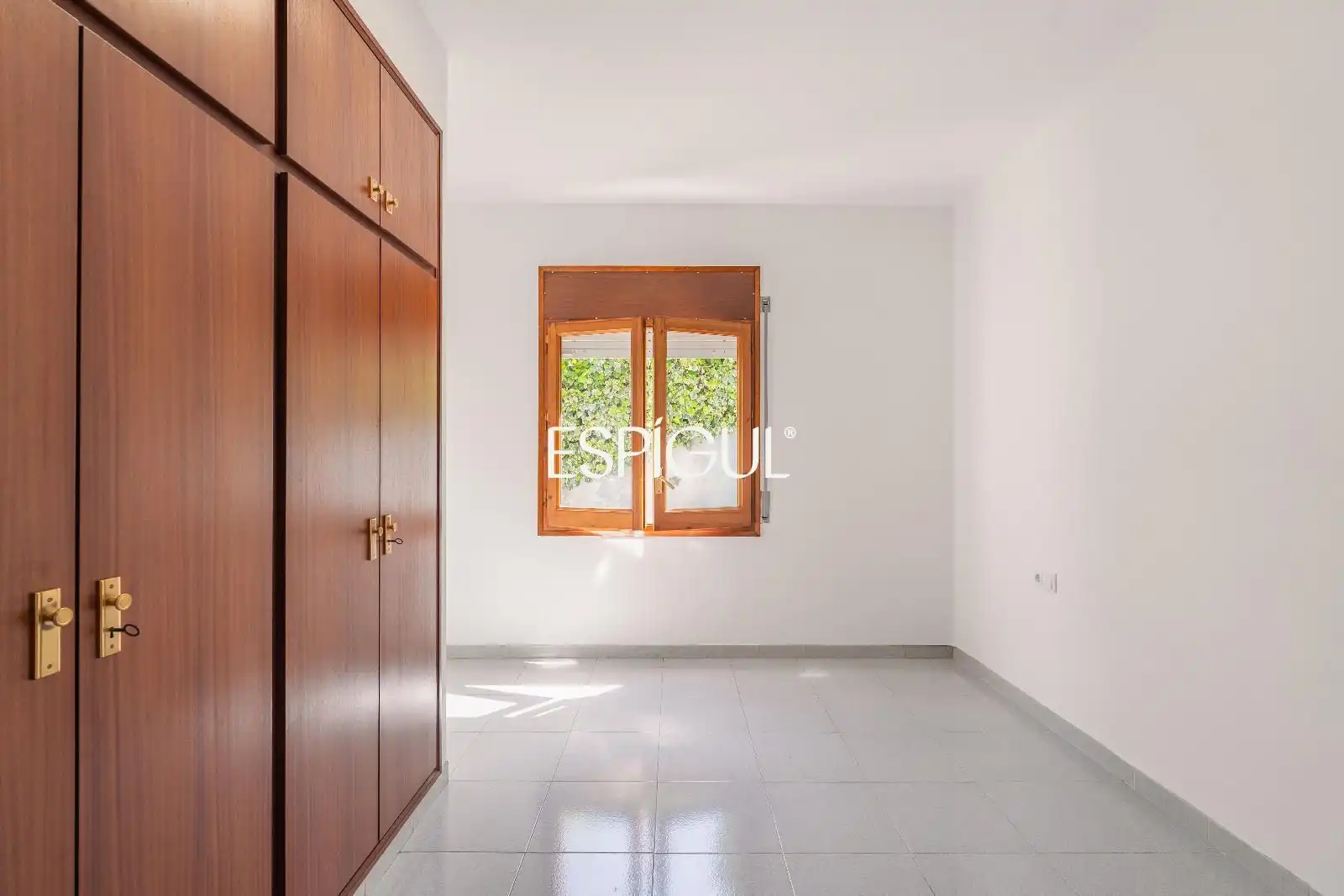 Dormitori de Casa o xalet en venda en Girona amb Aire condicionat, Calefacció i Traster