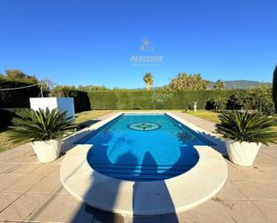 Piscina de Casa o xalet en venda en  Córdoba Capital amb Jardí privat, Traster i Piscina