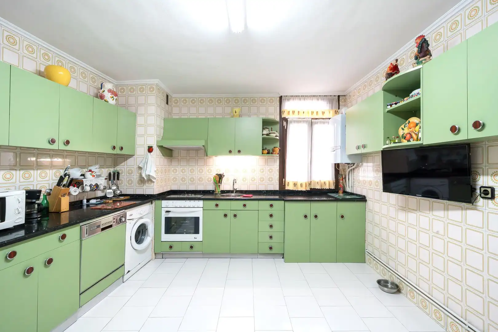 Kitchen of Flat for sale in Bilbao   with Heating and Balcony