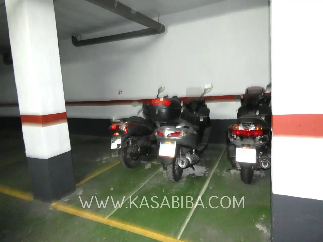 Parkplatz von Garage zum Verkauf in Valencia