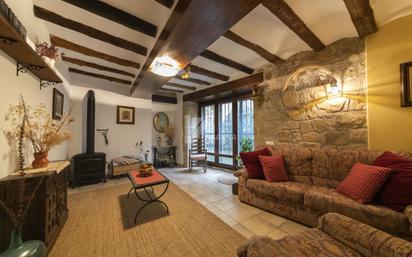 Sala d'estar de Casa o xalet en venda en Artajona amb Terrassa i Balcó