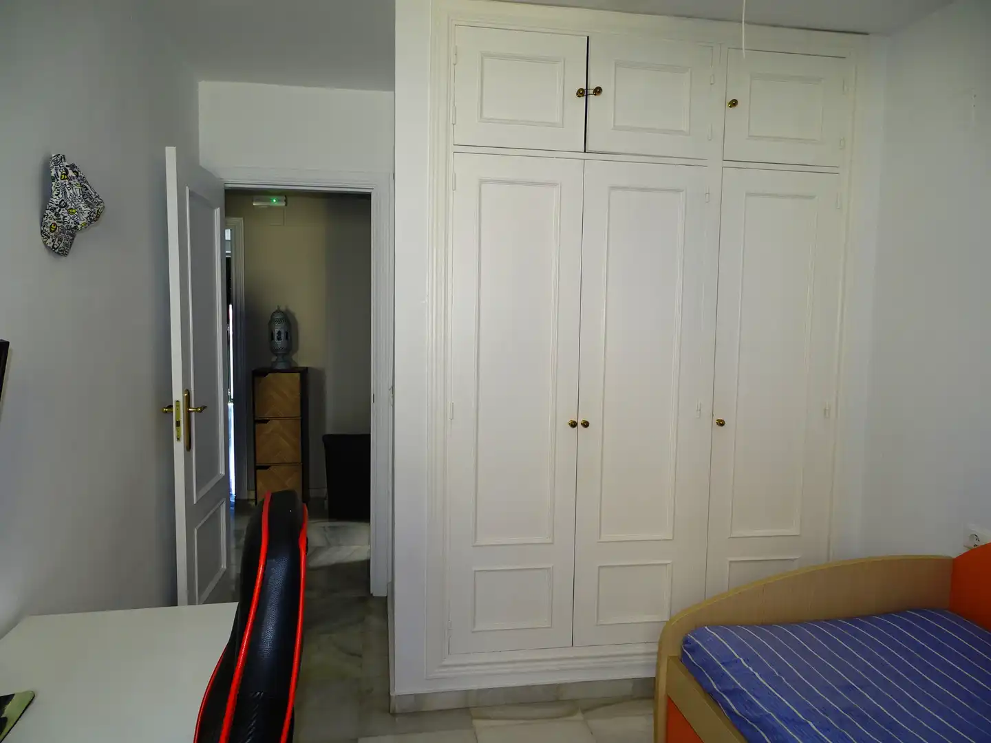 Habitación de Casa adosada en venta en Rincón de la Victoria con Aire acondicionado, Calefacción y Jardín privado