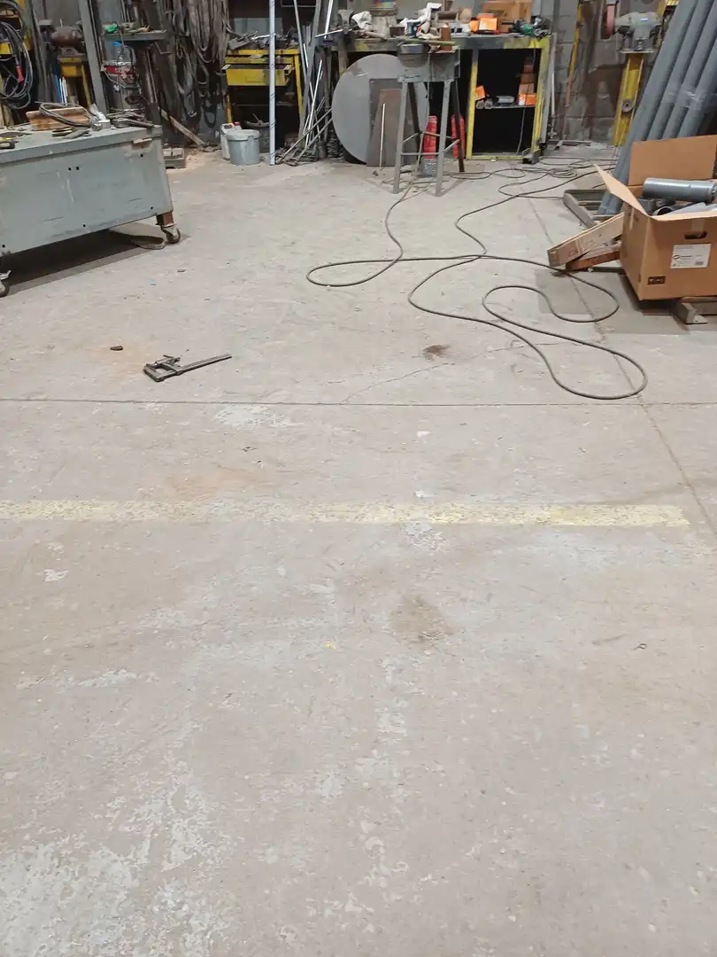 Nau industrial en venda en Castellar del Vallès
