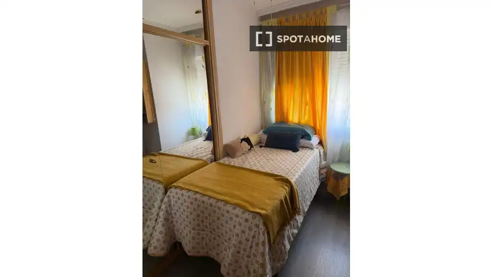 Bedroom of Flat for share in Leganés  with Air Conditioner, Heating and Furnished