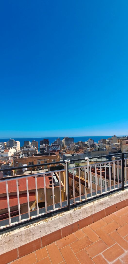 Vista exterior de Àtic en venda en Lloret de Mar amb Calefacció, Terrassa i Forn