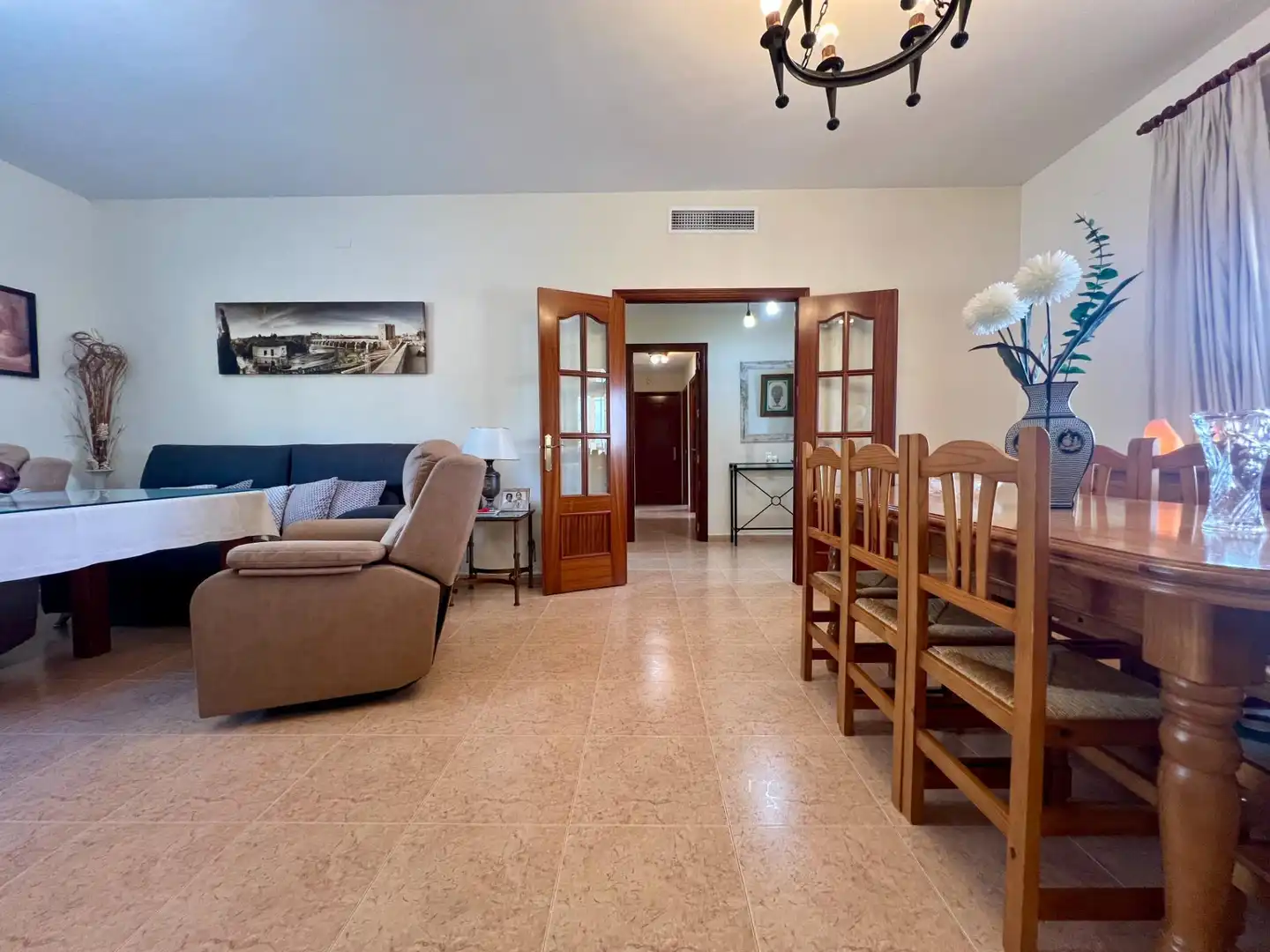 Living room of Houses for sale in Córdoba  with Air Conditioner and Swimming Pool