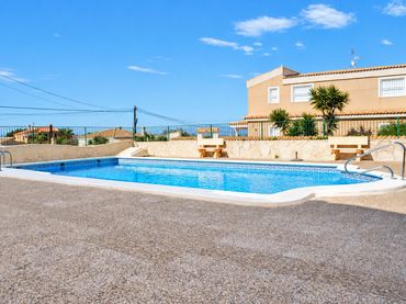 Maison mitoyenne avec piscine à vendre à San Fulgencio