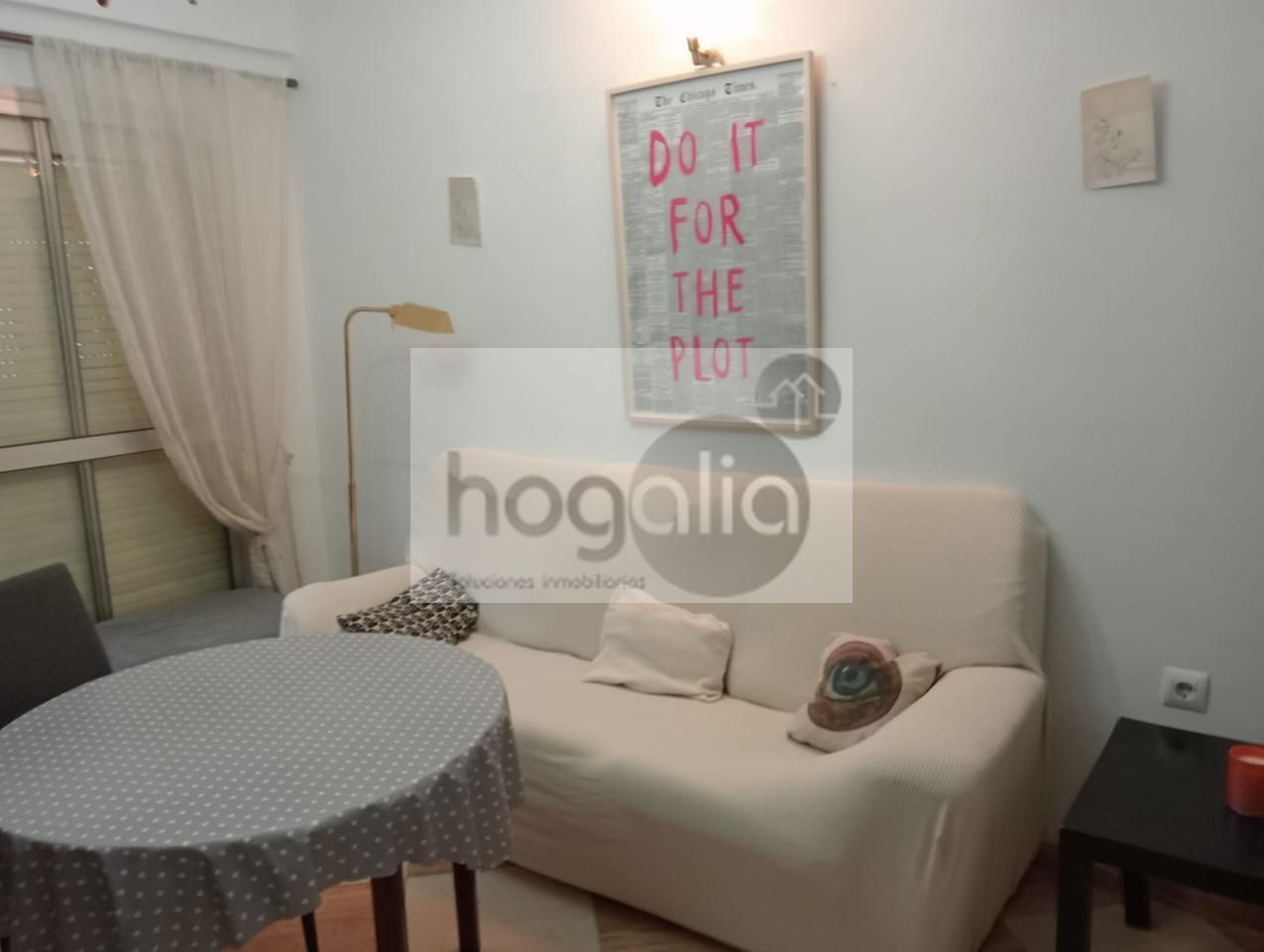 Living room of Flat to share in  Sevilla Capital  with Air Conditioner and Furnished