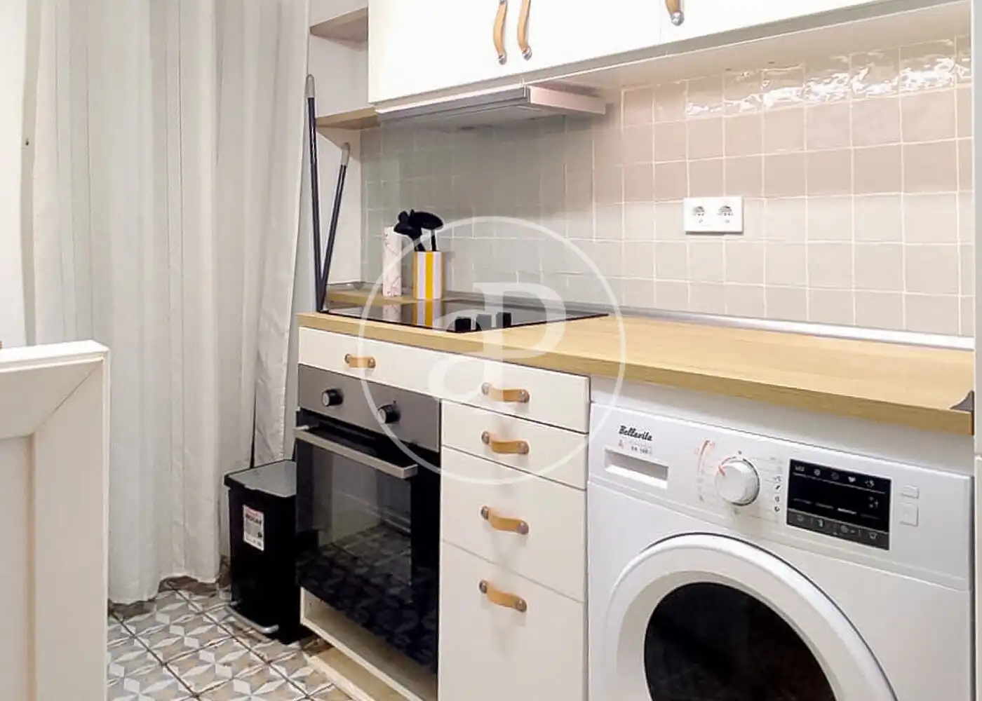 Kitchen of Flat for rent in Madrid  with Heating and Furnished