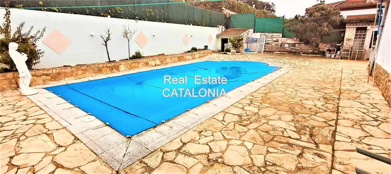 Piscina de Casa o xalet en venda en Lloret de Mar amb Calefacció, Jardí privat i Terrassa