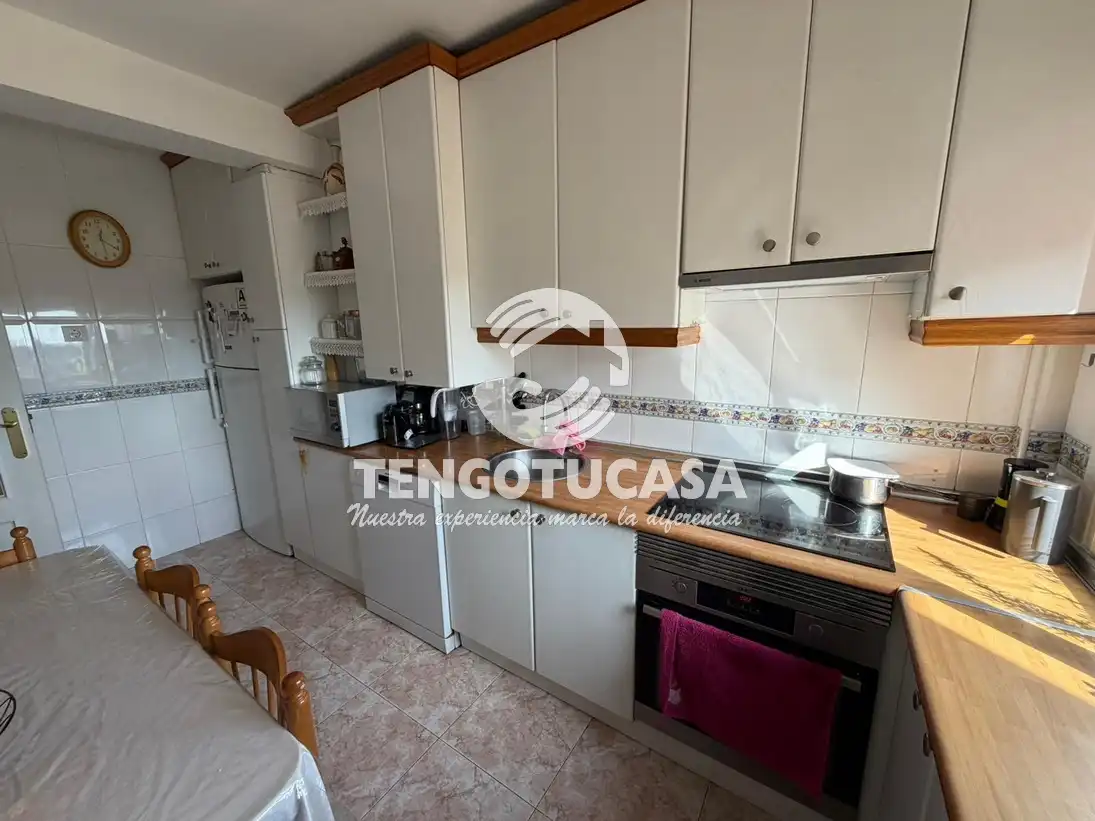 Cuina de Pis en venda en Madrid amb Aire condicionat, Calefacció i Moblat