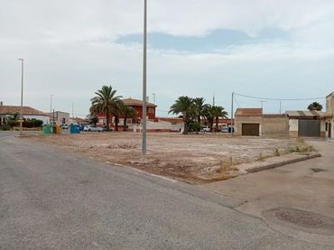 Wohnbaugrundstück zum Verkauf in CLGUARDAMAR-LOS BEATOS2(A)
