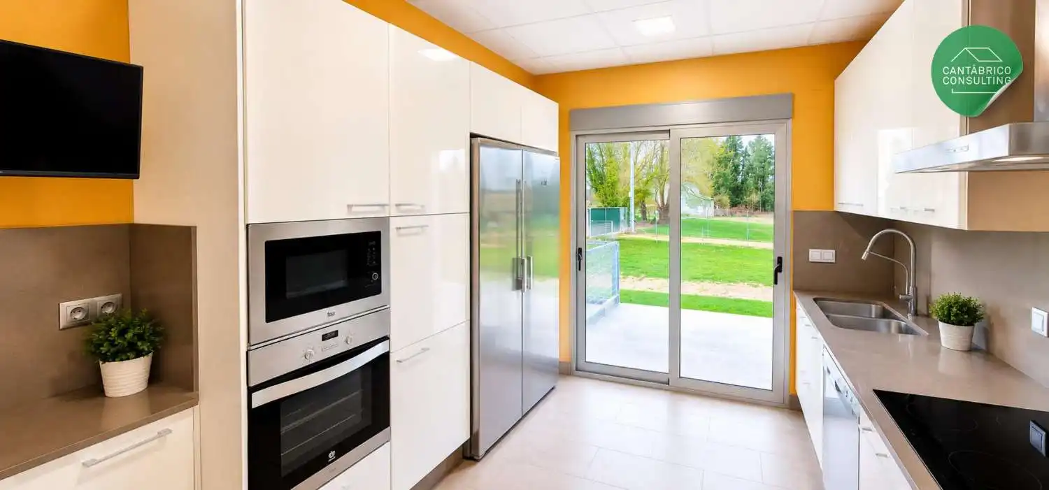 Kitchen of Buildings for sale in Lugo