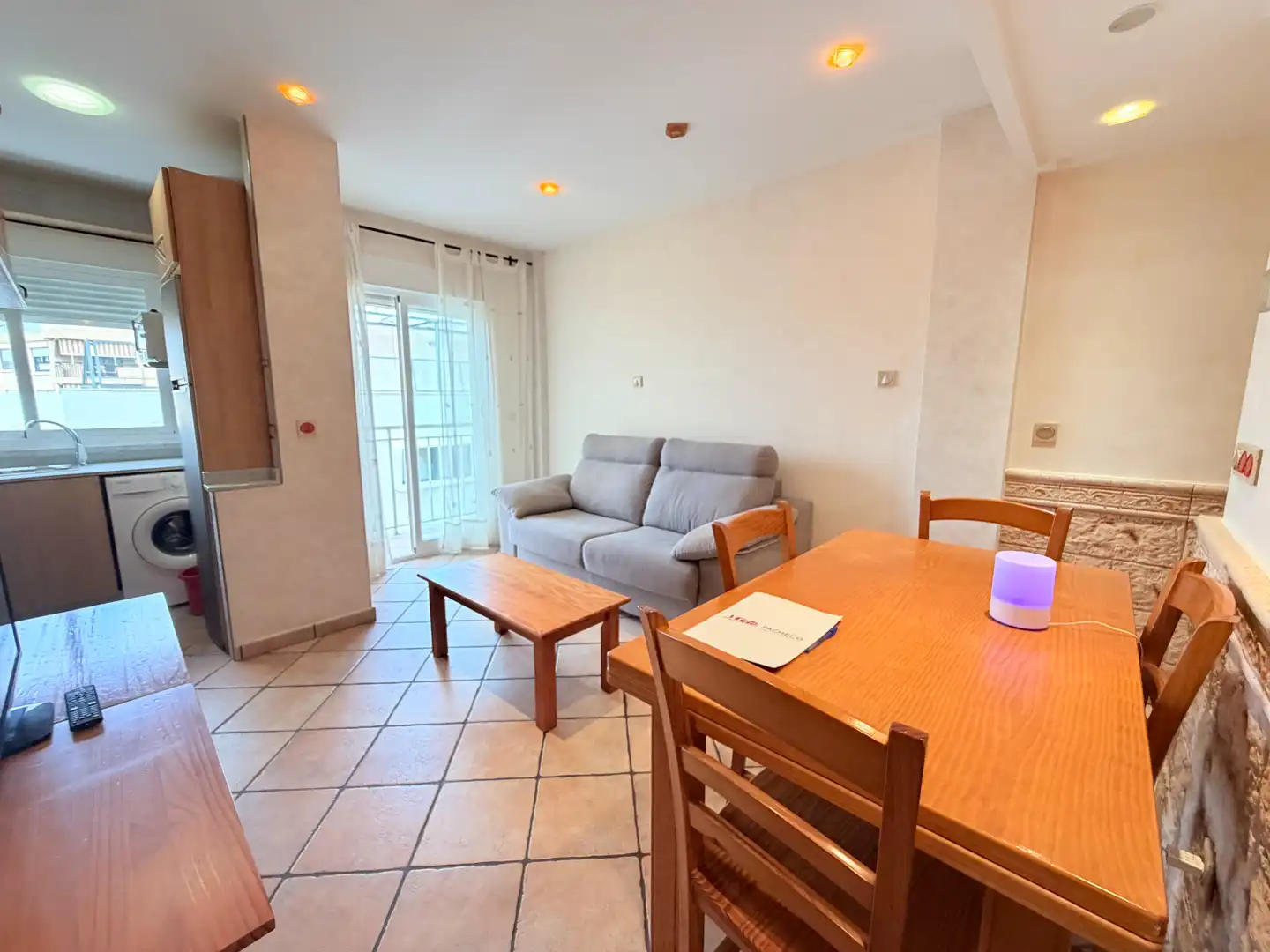 Apartament amb balcó en venda a Casco Antiguo, imagen 3